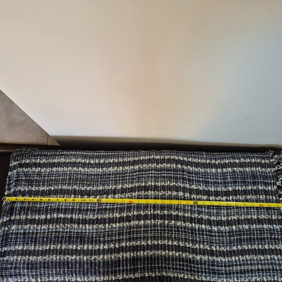 3/$25 scarf / wrap - Picture 10 of 10